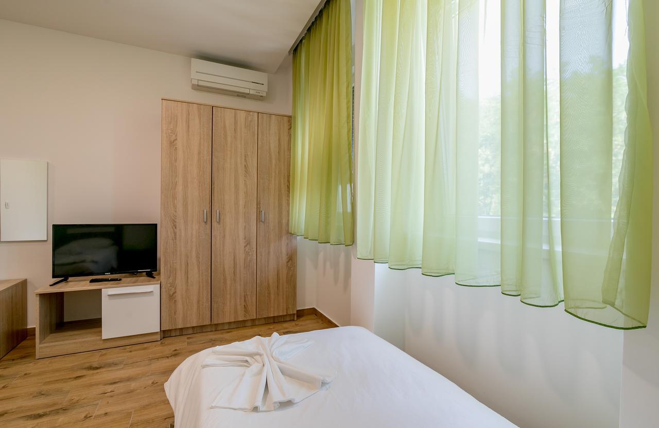 Apartmani Luka Meljine ภายนอก รูปภาพ